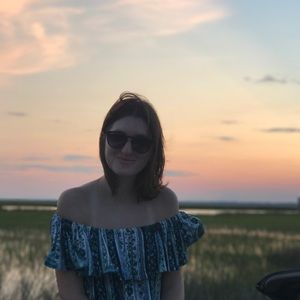 Meet your Posher, Christy